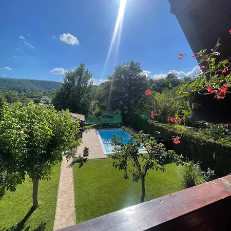 Una Rose Bihac